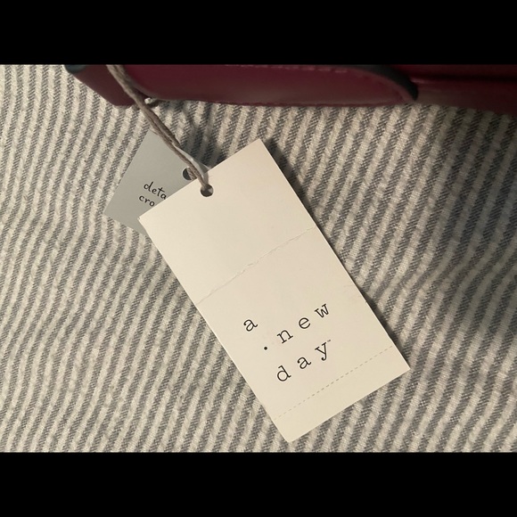 Target Mini Handbag - Picture 4 of 5